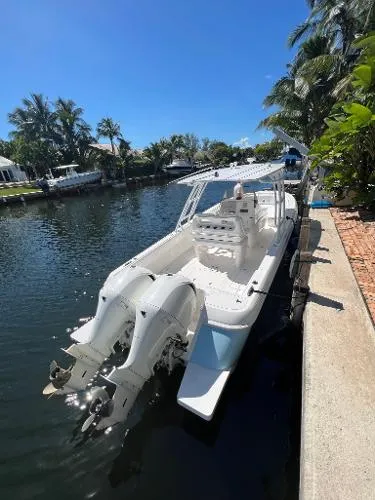 Slide: The Image of Intrepid 327 Center Console 2015 - 6