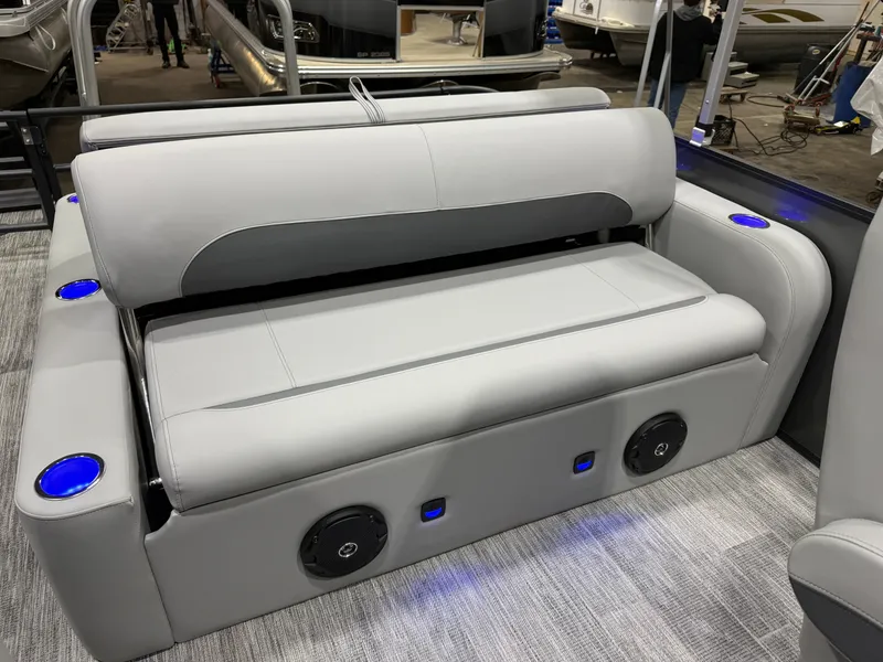 Slide: The Image of Bentley Pontoons Legacy 200HP Swingback 223 Tritoon 2026 - 16