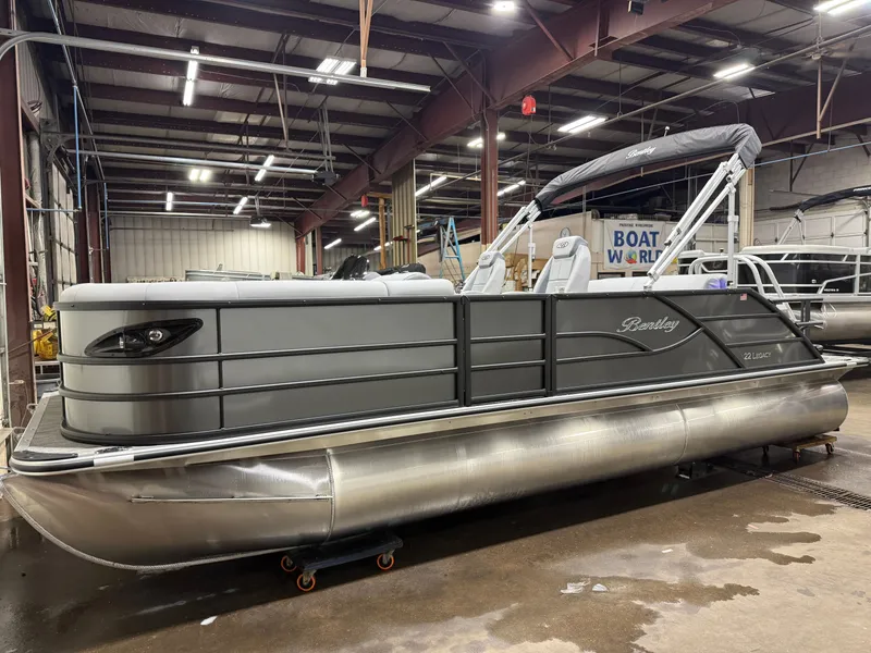 Slide: The Image of Bentley Pontoons Legacy 200HP Swingback 223 Tritoon 2026 - 38