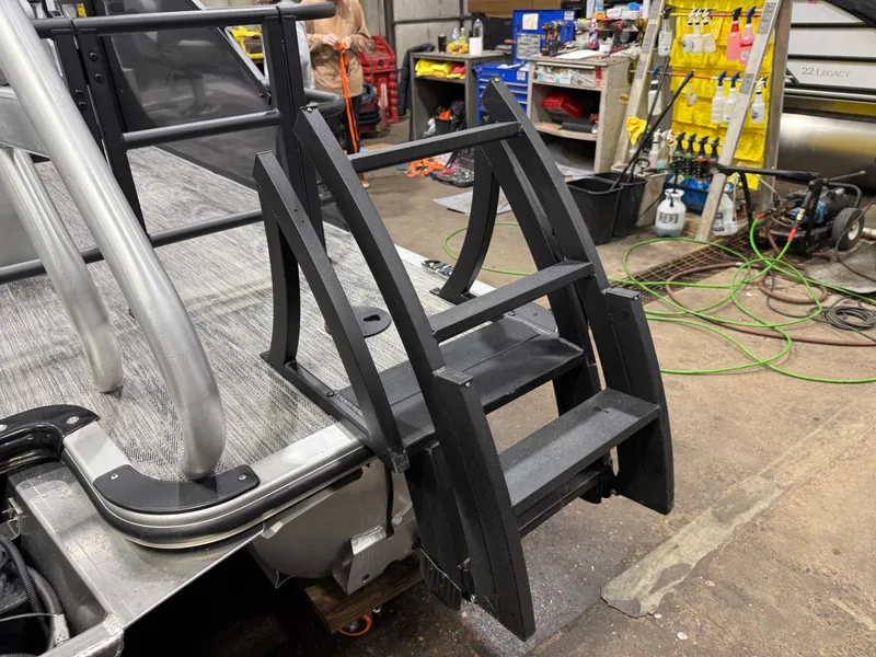 Slide: The Image of Bentley Pontoons Legacy 200HP Swingback 223 Tritoon 2026 - 43