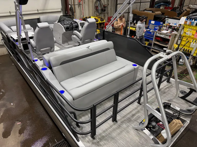 Slide: The Image of Bentley Pontoons Legacy 200HP Swingback 223 Tritoon 2026 - 46