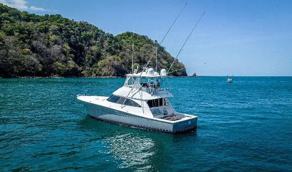 Slide: The Image of Viking 58 Convertible 2020 - 4