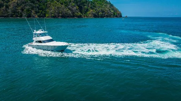Slide: The Image of Viking 58 Convertible 2020 - 6