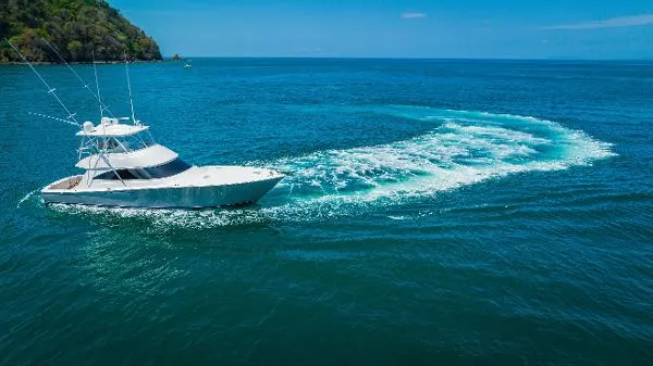 Slide: The Image of Viking 58 Convertible 2020 - 7