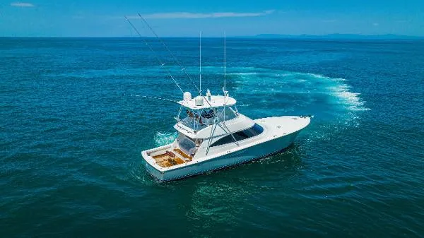Slide: The Image of Viking 58 Convertible 2020 - 8