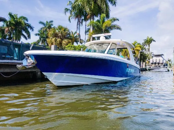 Slide: The Image of Boston Whaler 350 Realm 2019 - 3