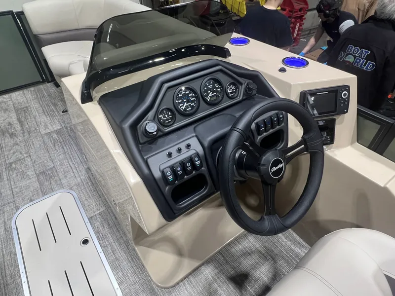 Slide: The Image of Bentley Pontoons Legacy 200HP Swingback 223 Tritoon 2026 - 11
