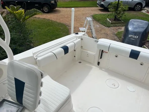 Slide: The Image of Wellcraft 232 Coastal 2014 - 10