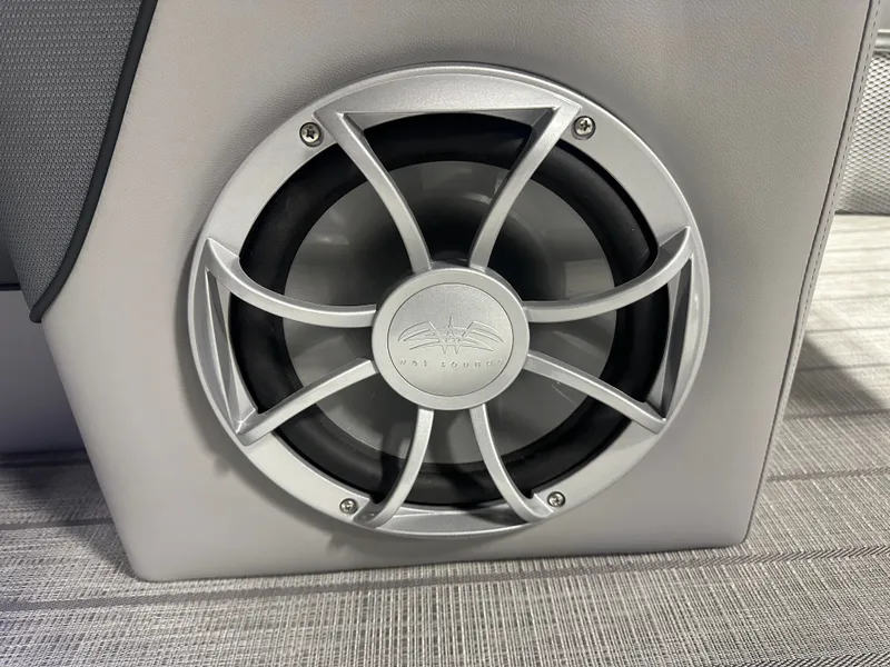 Slide: The Image of Bentley Pontoons Elite 200HP 223 Admiral Quad Lounge Tritoon 2025 - 39