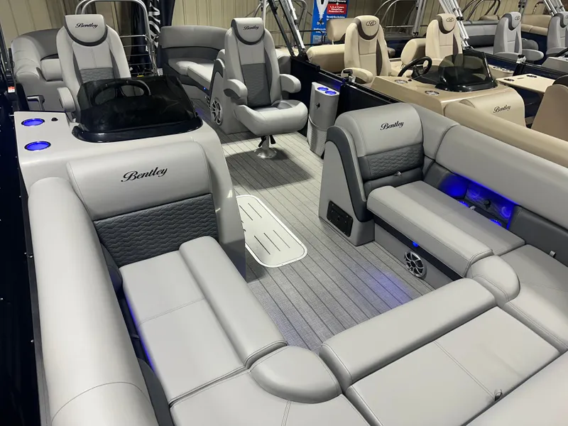 Slide: The Image of Bentley Pontoons Elite 200HP 223 Admiral Quad Lounge Tritoon 2025 - 52