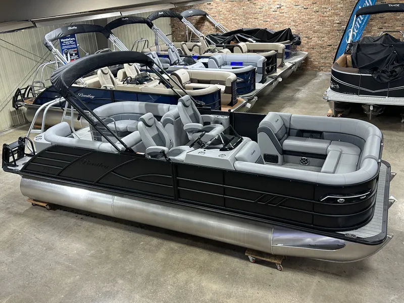 Slide: The Image of Bentley Pontoons Elite 200HP 223 Admiral Quad Lounge Tritoon 2025 - 9
