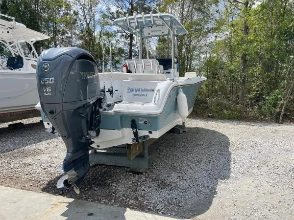 Slide: The Image of Sea Hunt 234 ultra 2022 - 3