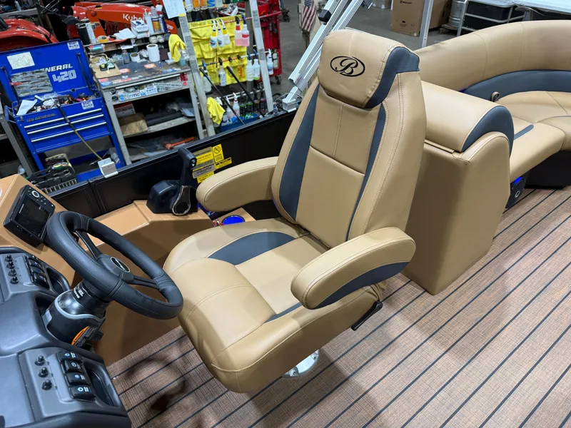 Slide: The Image of Bentley Pontoons Legacy 200HP Navigator DL 223 Quad Lounge Tritoon & Honda 4-Stroke EFI 2026 - 12