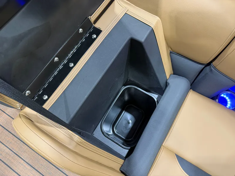 Slide: The Image of Bentley Pontoons Legacy 200HP Navigator DL 223 Quad Lounge Tritoon & Honda 4-Stroke EFI 2026 - 22