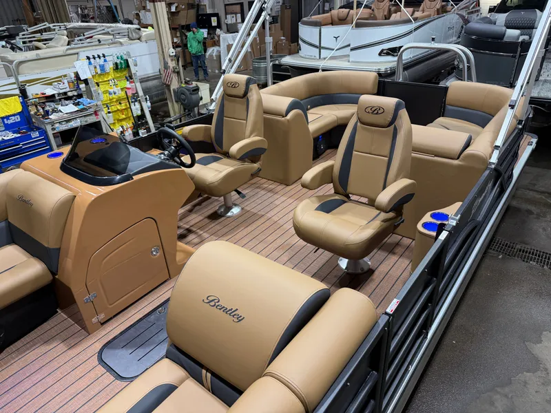 Slide: The Image of Bentley Pontoons Legacy 200HP Navigator 223 Quad Lounge Tritoon 2026 - 3