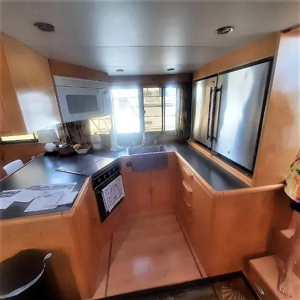 Slide: The Image of Jefferson 46 Marlago Motoryacht 1997 - 11