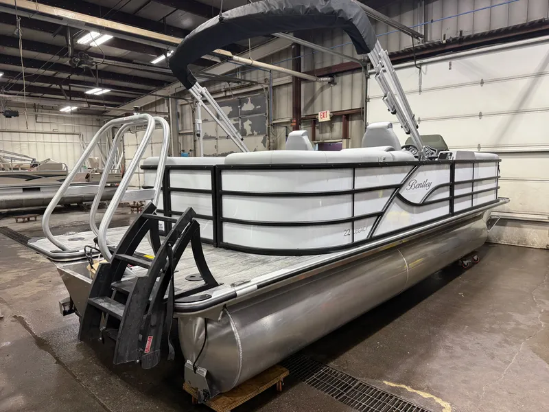 Slide: The Image of Bentley Pontoons Legacy 200HP Navigator 223 Quad Lounge Tritoon 2026 - 47