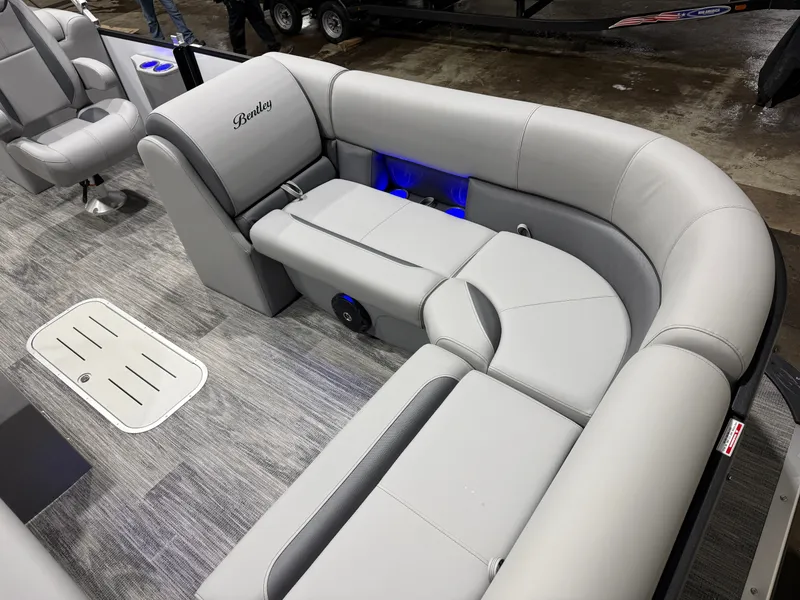 Slide: The Image of Bentley Pontoons Legacy 200HP Navigator 223 Quad Lounge Tritoon 2026 - 8
