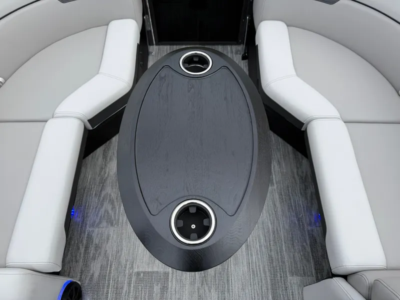 Slide: The Image of Montego Bay 150HP Quad Lounge 8522 Tritoon 2026 - 20