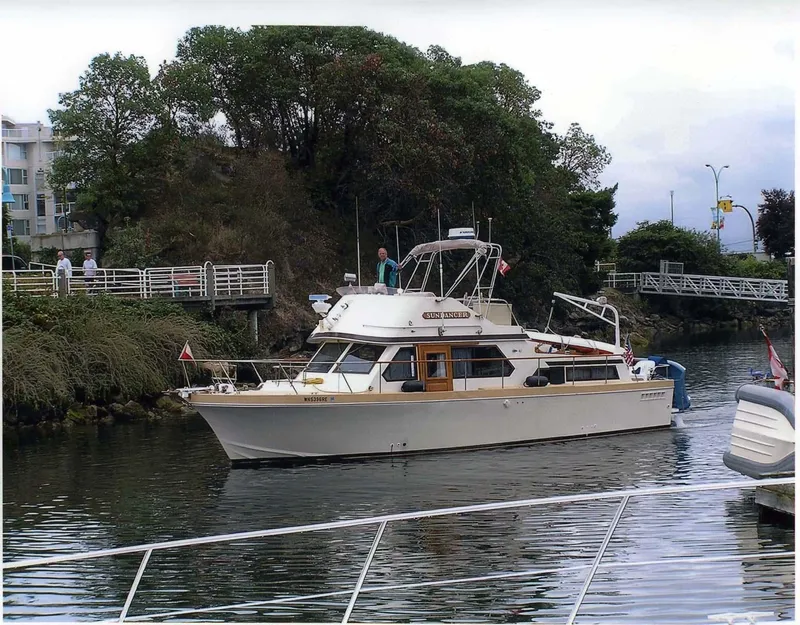 Slide: The Image of Canoe Cove Coho-Tri Cabin 1977 - 0