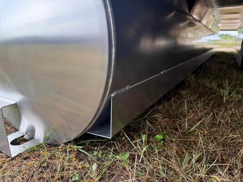 Slide: The Image of Montego Bay 150HP Fish & Cruise 8522 Tritoon 2026 - 44