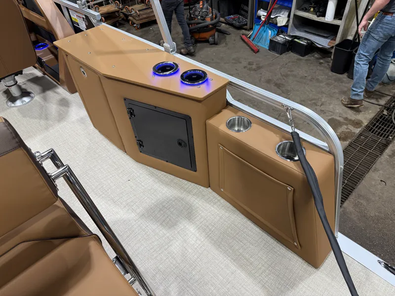 Slide: The Image of Tahoe LTZ 200HP CRB 2385 Cruise Rear Bench Tritoon 2026 - 24