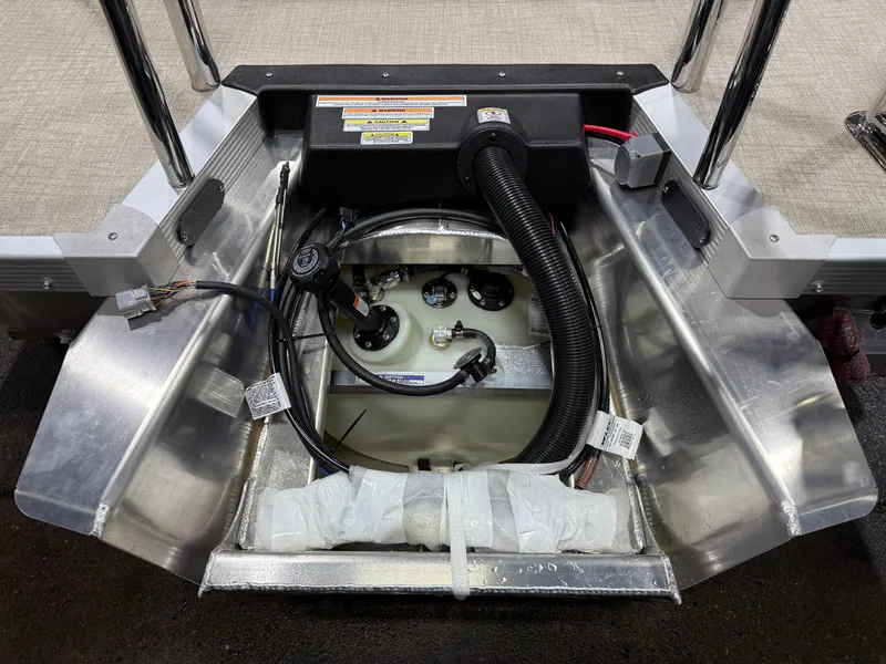 Slide: The Image of Tahoe LTZ 200HP CRB 2385 Cruise Rear Bench Tritoon 2026 - 48