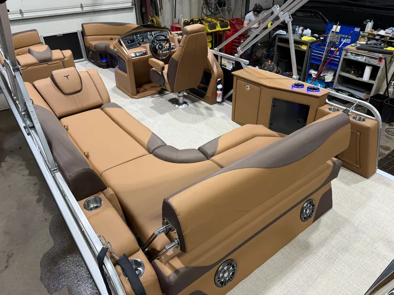 Slide: The Image of Tahoe LTZ 200HP CRB 2385 Cruise Rear Bench Tritoon 2026 - 5