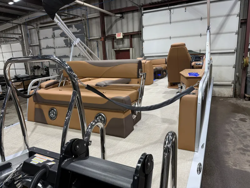 Slide: The Image of Tahoe LTZ 200HP CRB 2385 Cruise Rear Bench Tritoon 2026 - 52