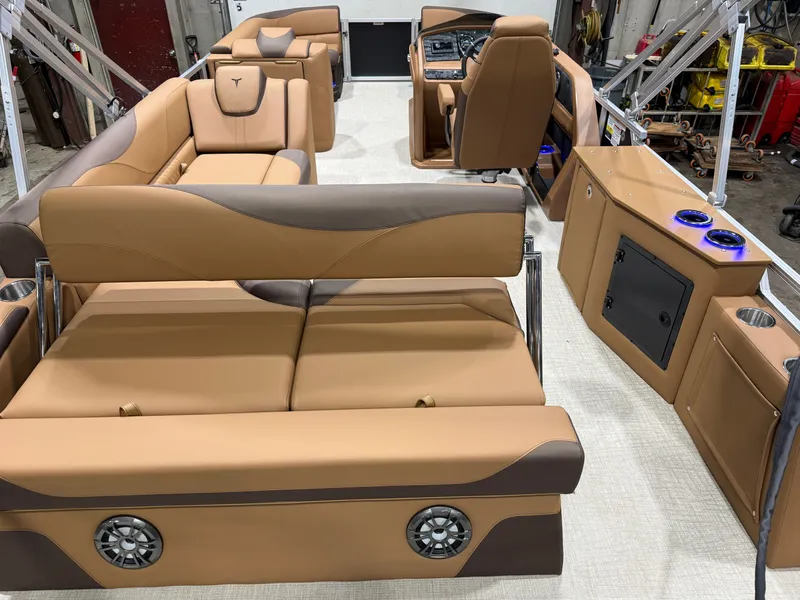 Slide: The Image of Tahoe LTZ 200HP CRB 2385 Cruise Rear Bench Tritoon 2026 - 7