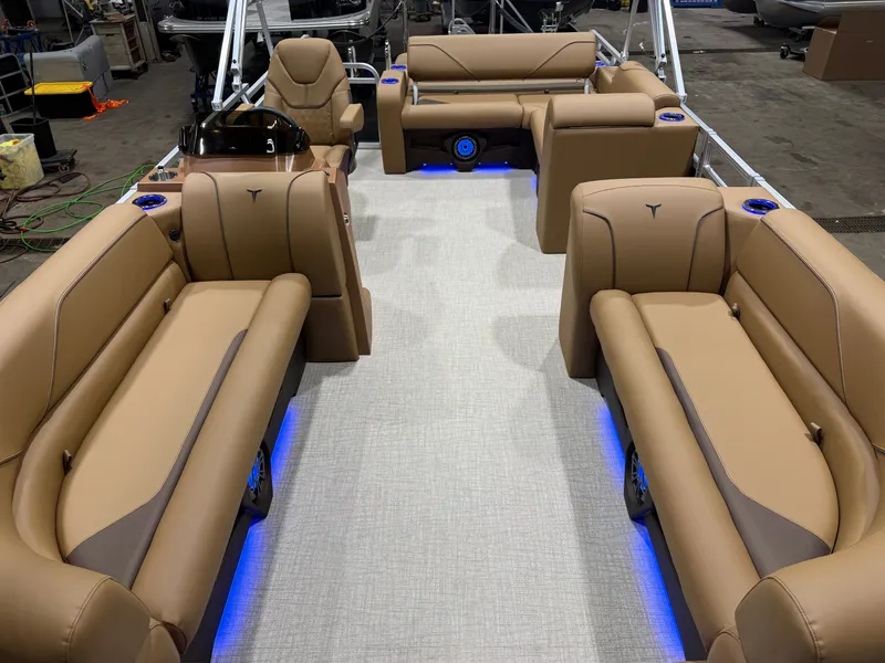 Slide: The Image of Tahoe Sport 200HP VRB 2385 Swingback Tritoon 2026 - 6