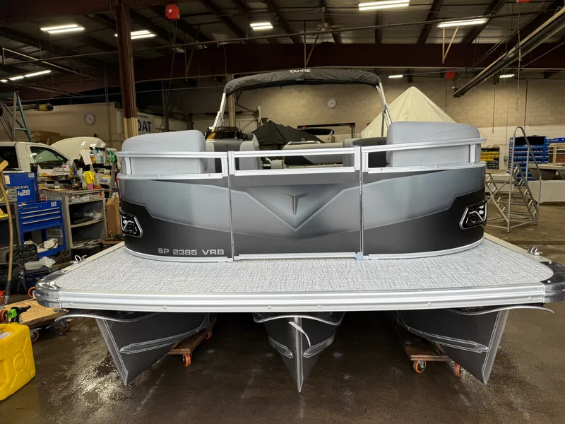 Slide: The Image of Tahoe Sport 200HP VRB 2385 Swingback Tritoon 2026 - 35