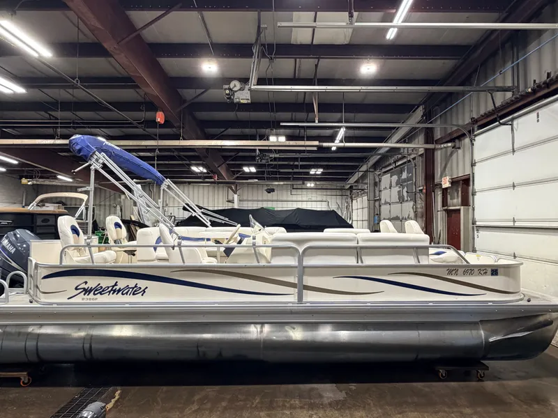 Slide: The Image of Sweetwater 2386 F Pontoon & 90HP Yamaha 4-Stroke EFI - $15,995 2006 - 20