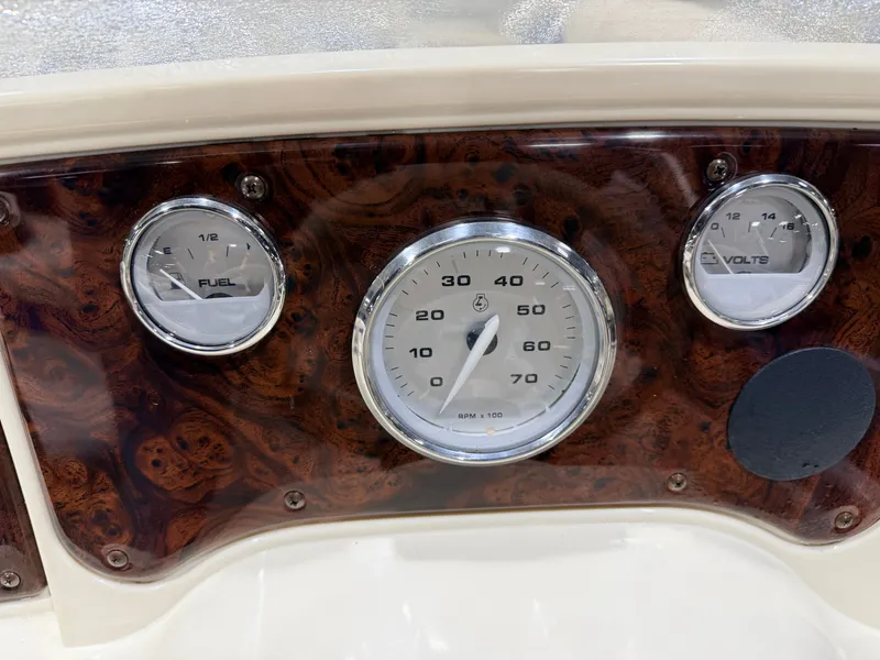 Slide: The Image of Sweetwater 2386 F Pontoon & 90HP Yamaha 4-Stroke EFI - $15,995 2006 - 21