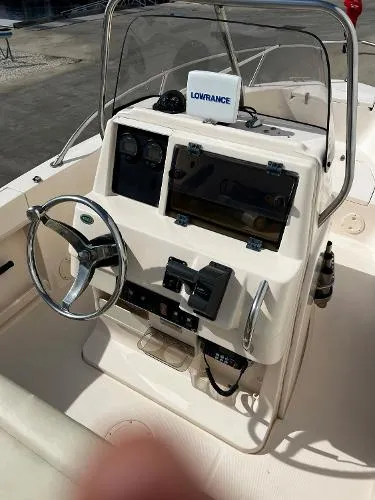 Slide: The Image of Grady-White 180 Sportsman 2005 - 8