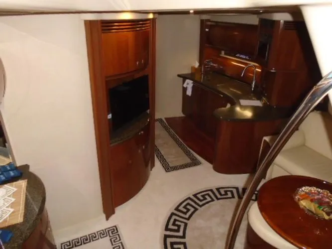 Slide: The Image of 2005 Sea Ray 500 Sundancer - Image 18 - 18