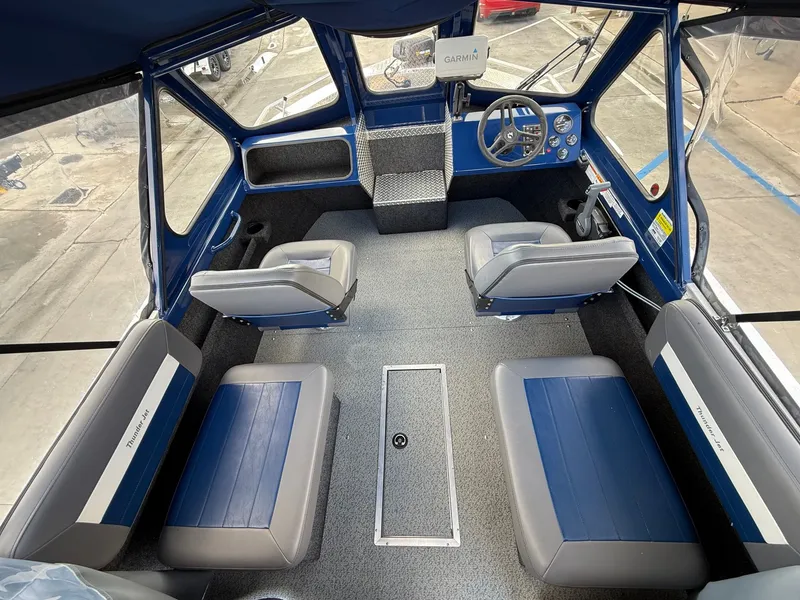 Slide: The Image of Thunder Jet 205 Rush w/ Yamaha 105HP Jet & 9.9HP Kicker 2020 - 4