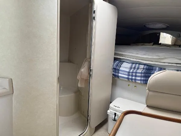 Slide: The Image of Cruisers 3375 Esprit 1998 - 11