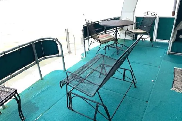 Slide: The Image of Monticello 70 X16 River Yacht 1997 - 6