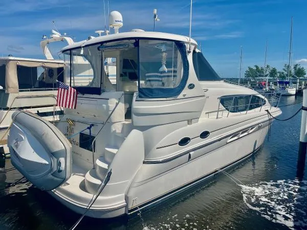 Slide: The Image of Sea Ray 390 Motor Yacht 2003 - 5
