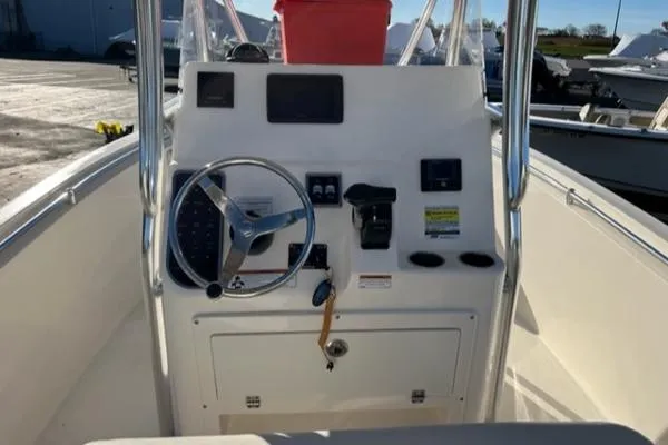 Slide: The Image of Cobia 237 Center Console 2020 - 10