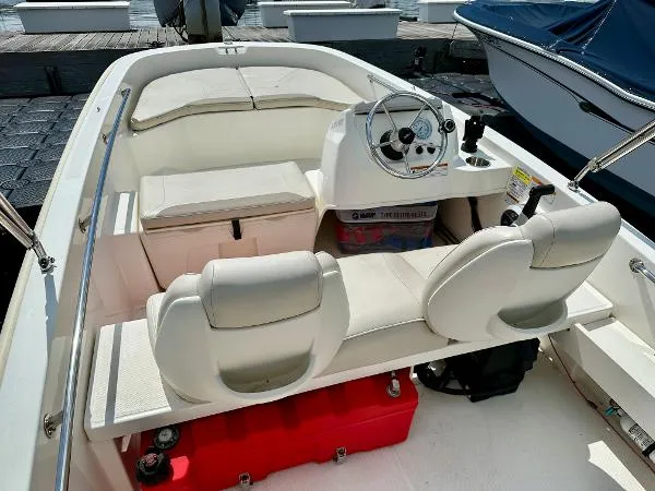 Slide: The Image of Boston Whaler 160 Super Sport 2021 - 5