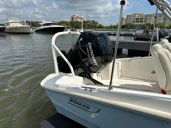 Slide: The Image of Boston Whaler 160 Super Sport 2021 - 9