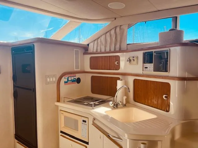 Slide: The Image of Sea Ray 440 EB 1996 - 3