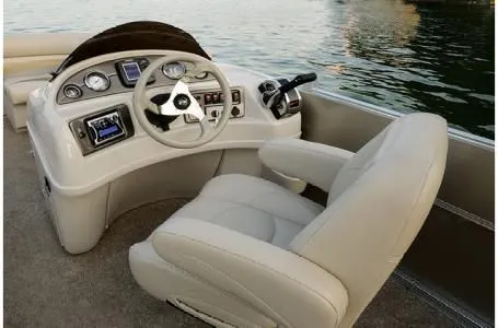 Slide: The Image of South Bay 700 Series 722CR 2011 - 3