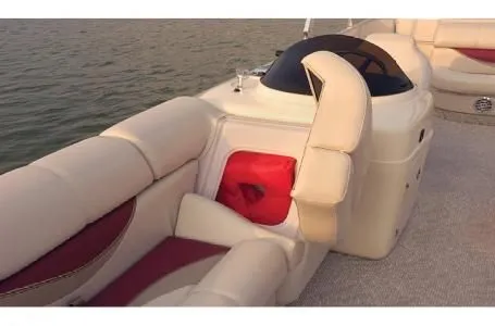 Slide: The Image of South Bay 700 Series 722CR 2011 - 5