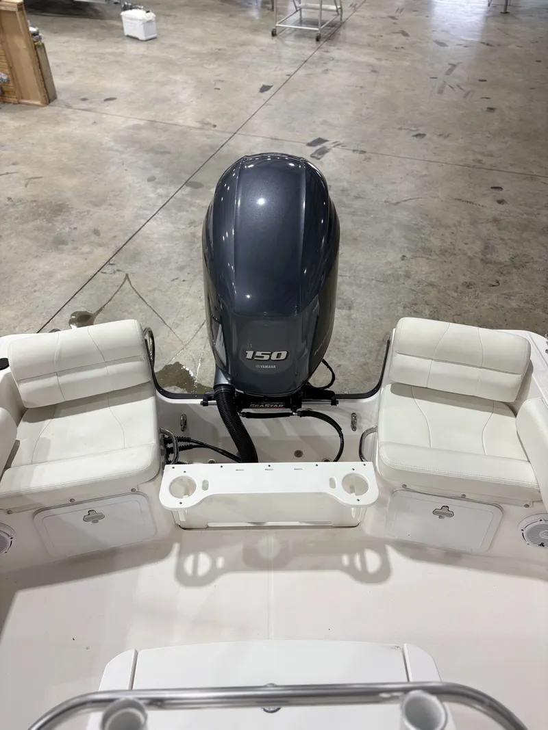 Slide: The Image of Edgewater 188CC 2021 boat with Yamaha 150 engine, interior view. - 14