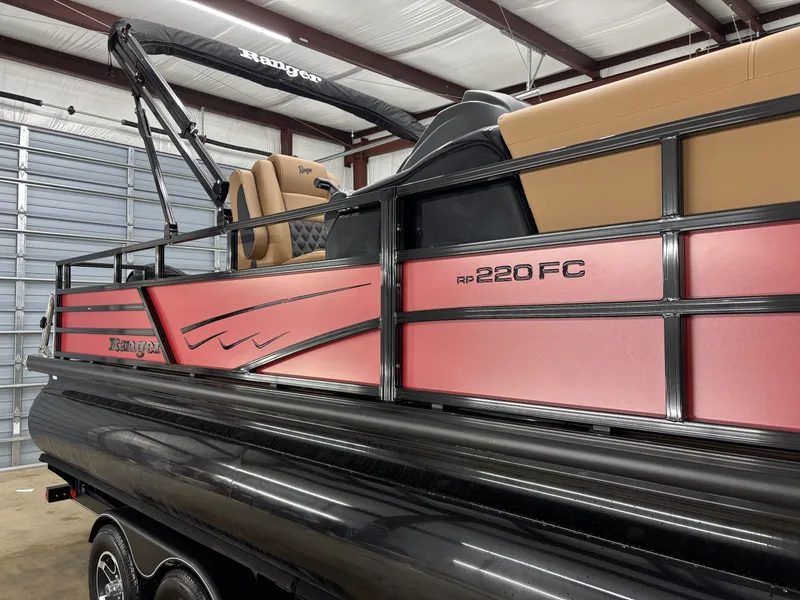 Slide: The Image of Ranger RP220 FISHCRUISE 2026 - 13