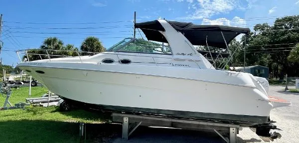 Slide: The Image of Sea Ray 310 Sundancer 2001 - 1