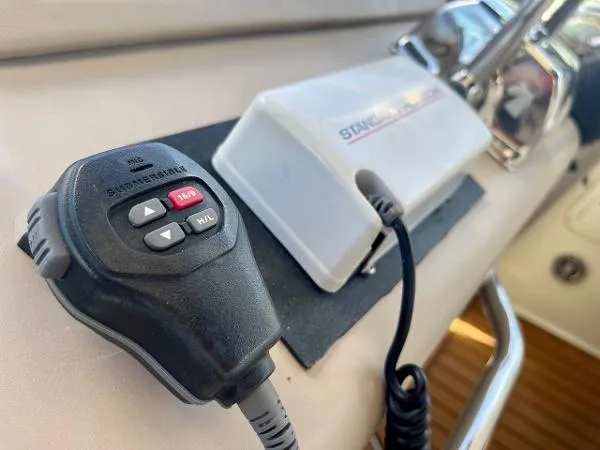 Slide: The Image of Sea Ray 310 Sundancer 2001 - 10